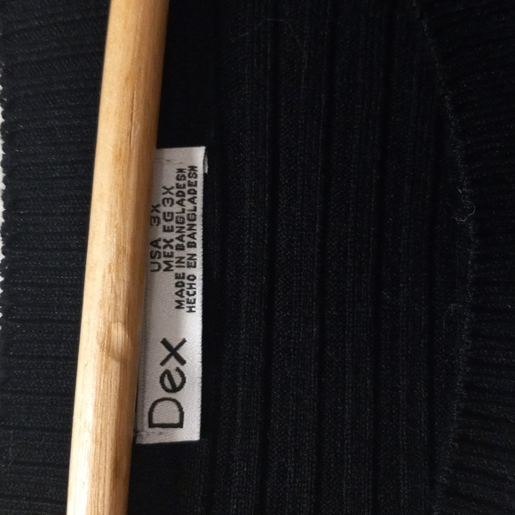 Dex Block Color Sweater - Picture 2 of 4